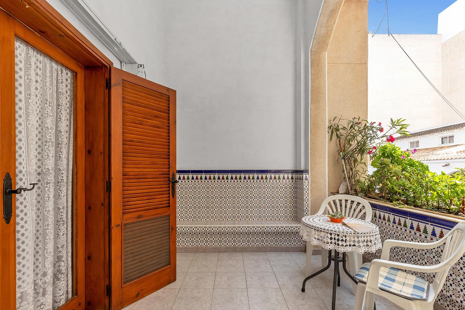 Planta baja en Torrevieja en la zona de Centro – MH039