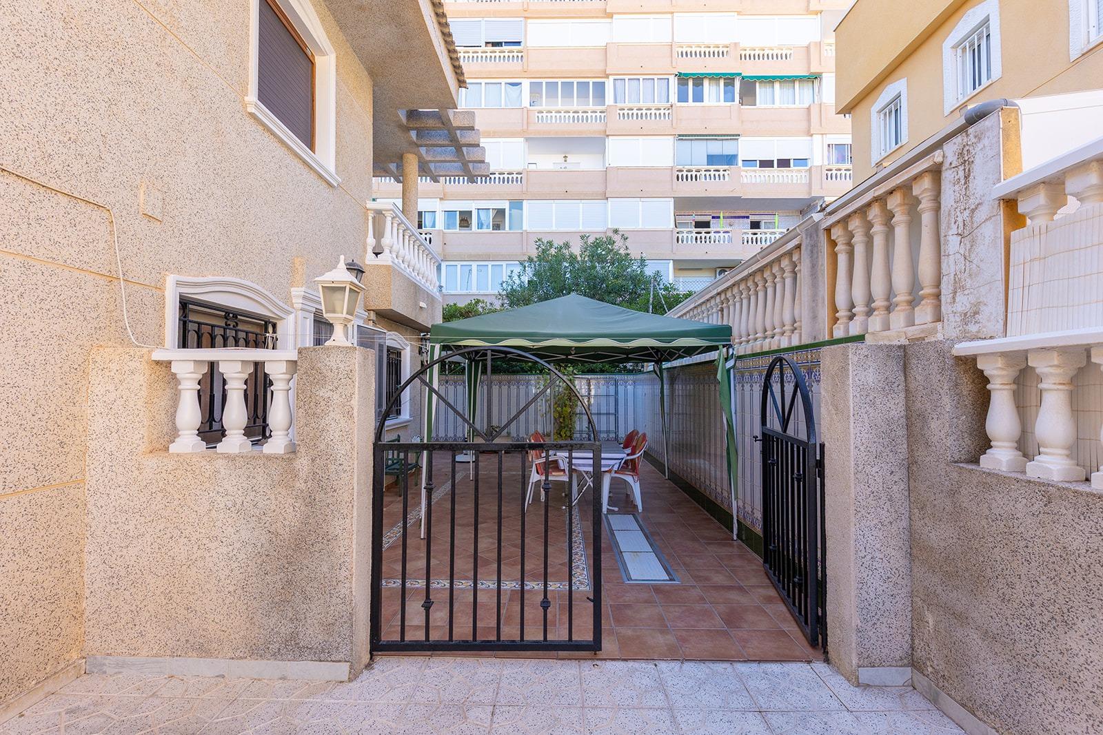 Bungalow en Torrevieja en la zona de La Mata – MH053