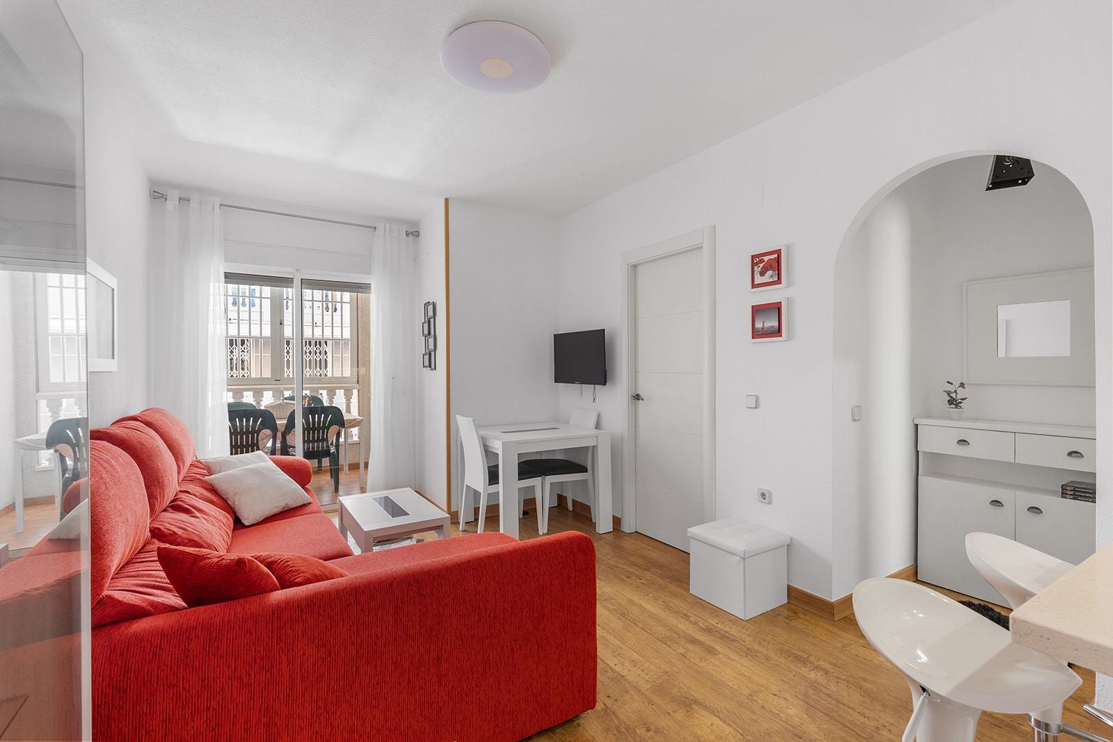 Planta baja en Torrevieja en la zona de Centro – MH048