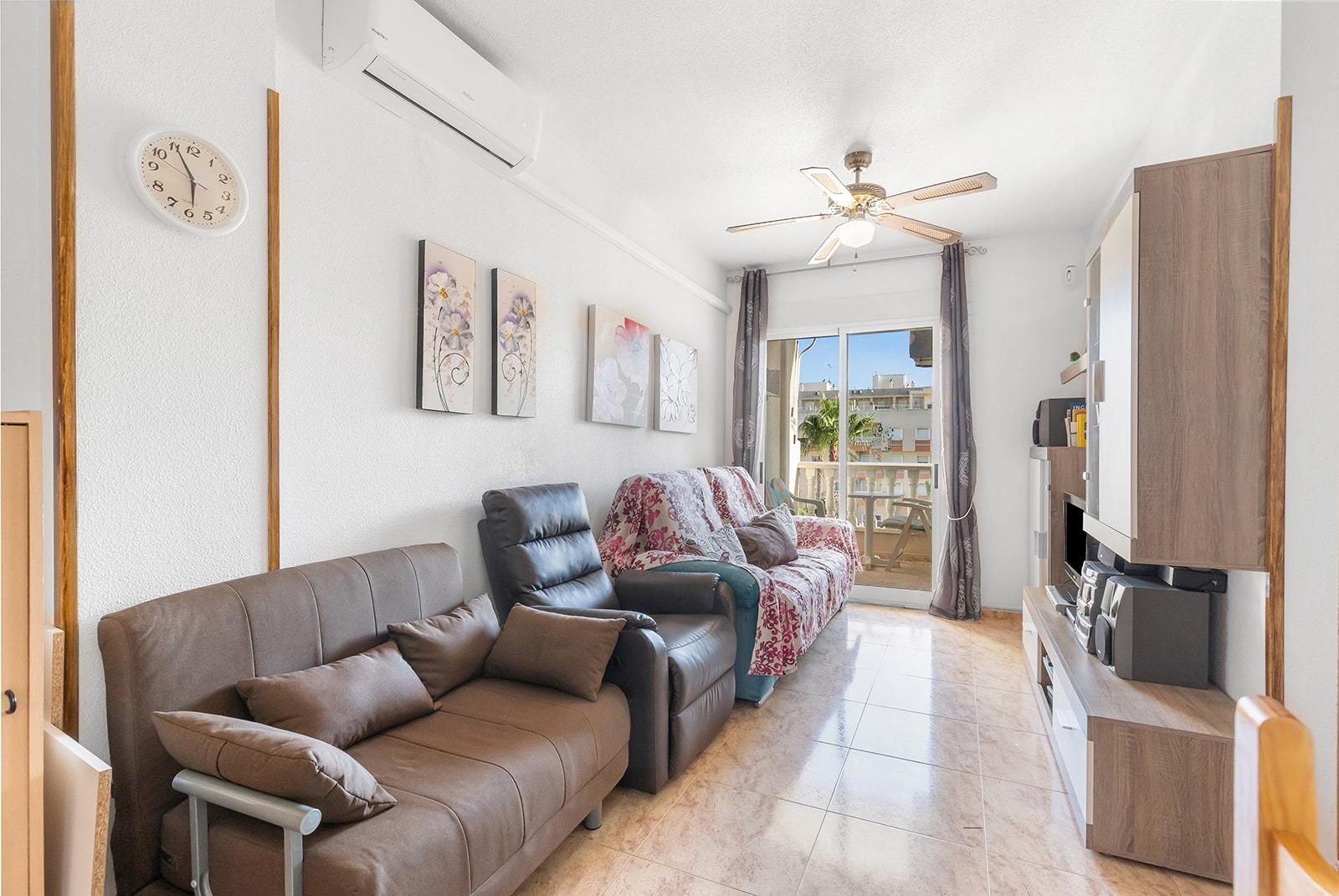 Apartamento en Torrevieja en la zona de Playa del Cura – MH057