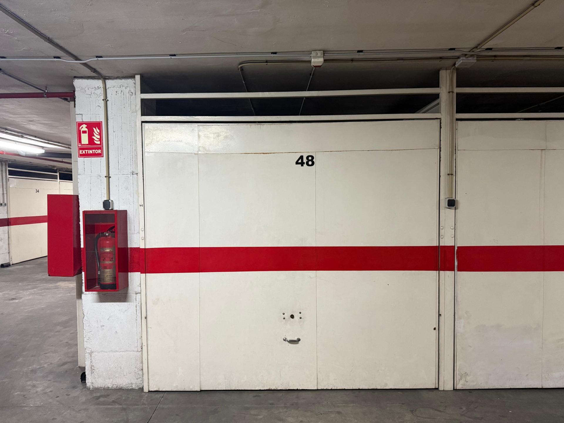 Garaje en Torrevieja en la zona de Centro – MH067