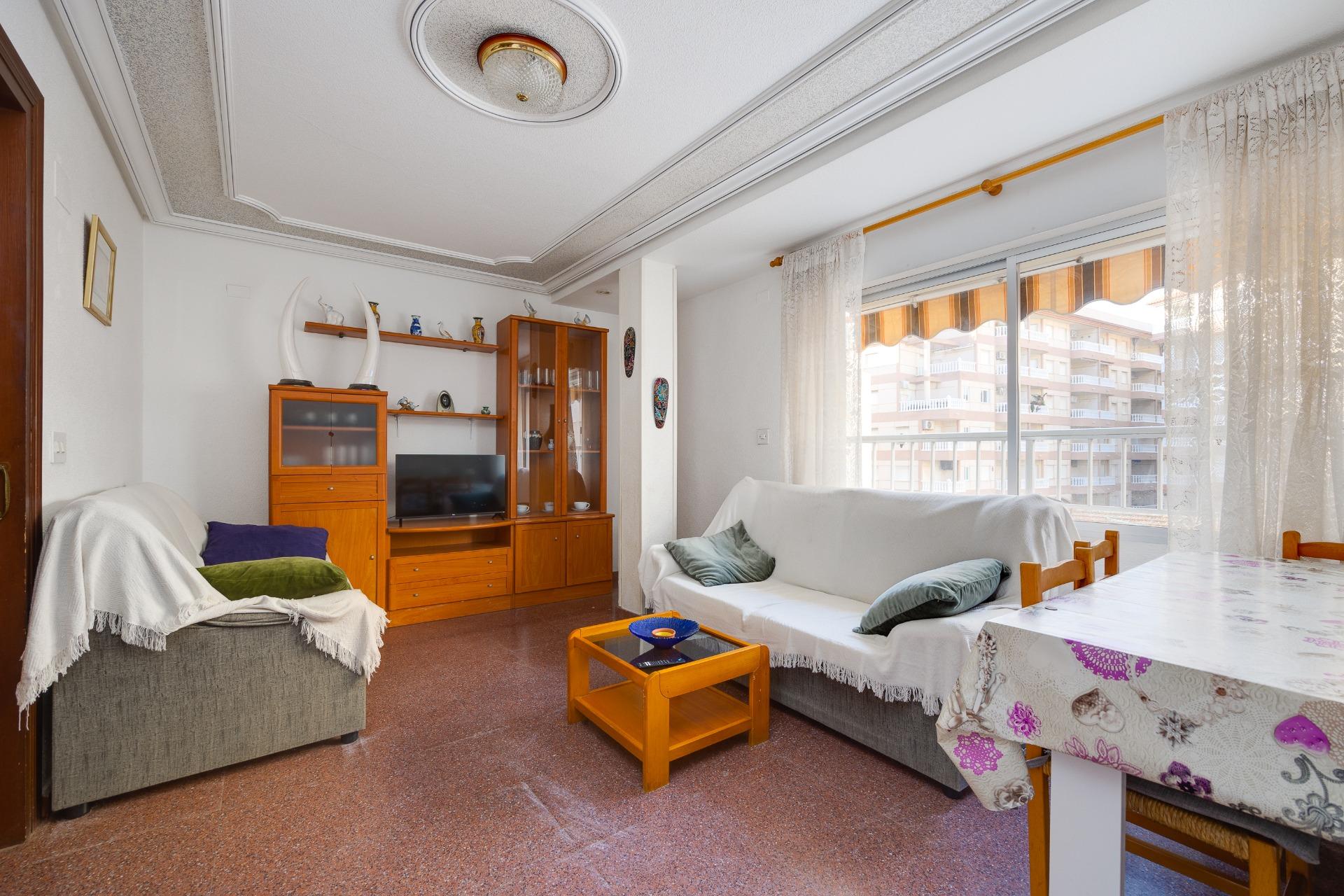 Apartamento en Torrevieja en la zona de La Mata pueblo – MH070