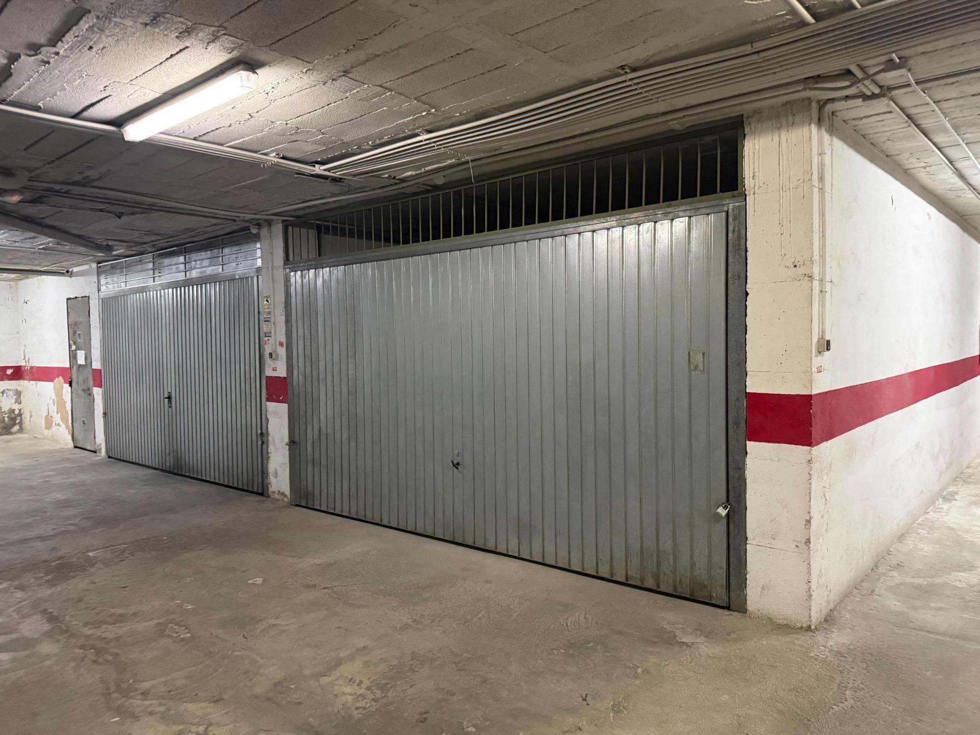Parking en Torrevieja en la zona de Playa de los Locos – MH096