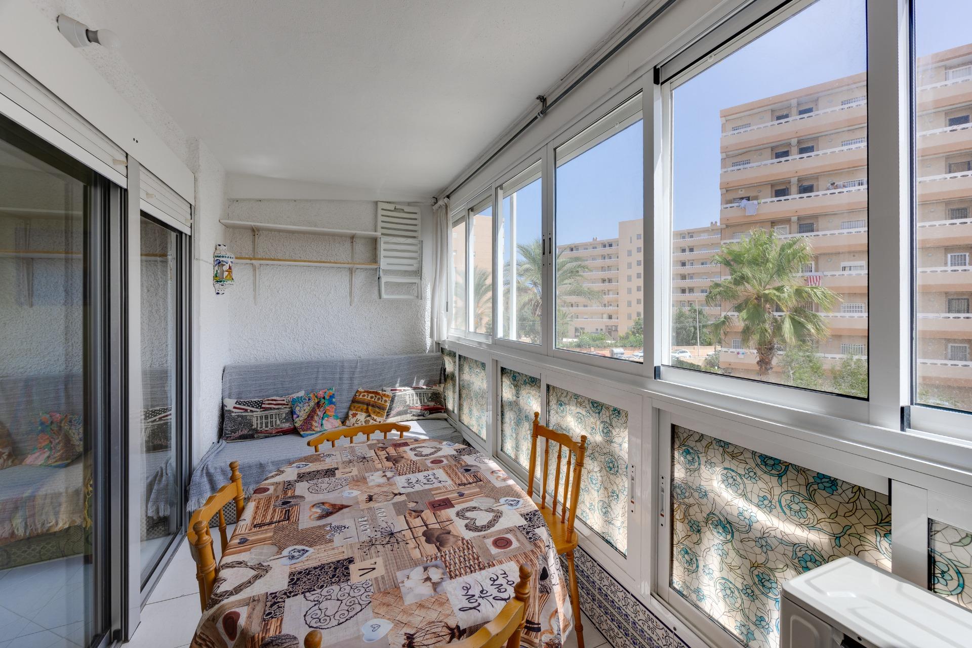 Apartamento en Torrevieja en la zona de Los Europeos – MH099