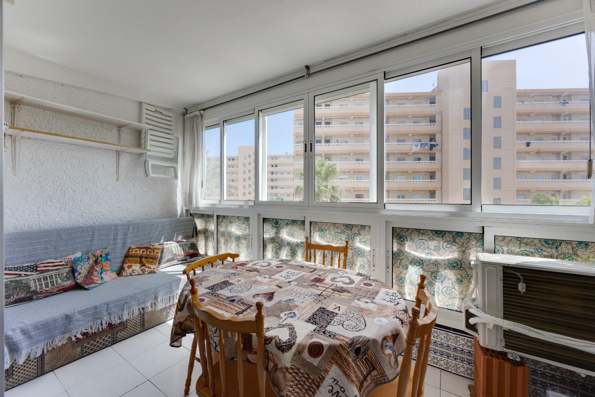 Apartamento en Torrevieja en la zona de Los Europeos – MH099