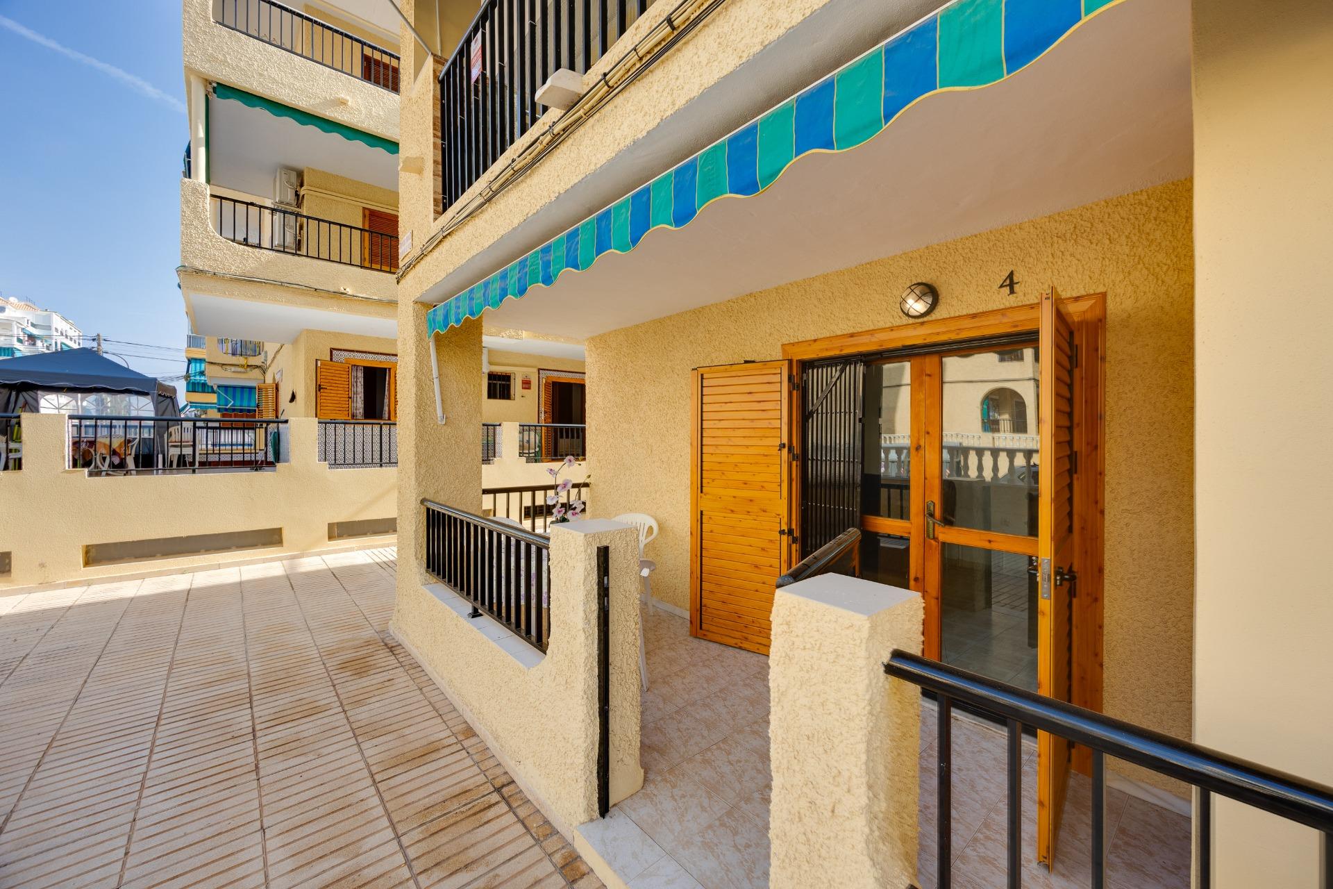 Planta baja en Torrevieja en la zona de La Mata – MH093