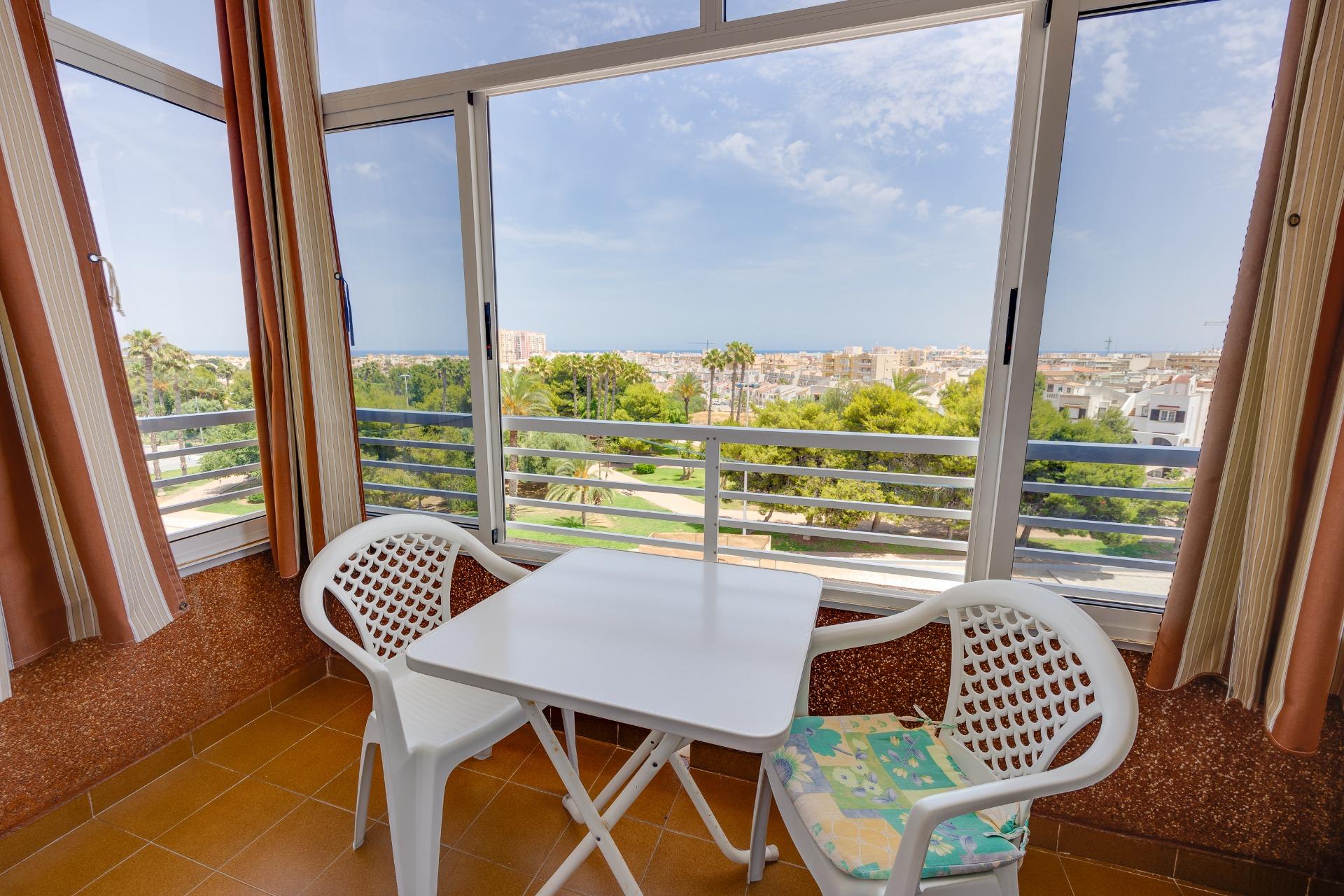 Apartamento en Torrevieja en la zona de Playa del Cura – MH089