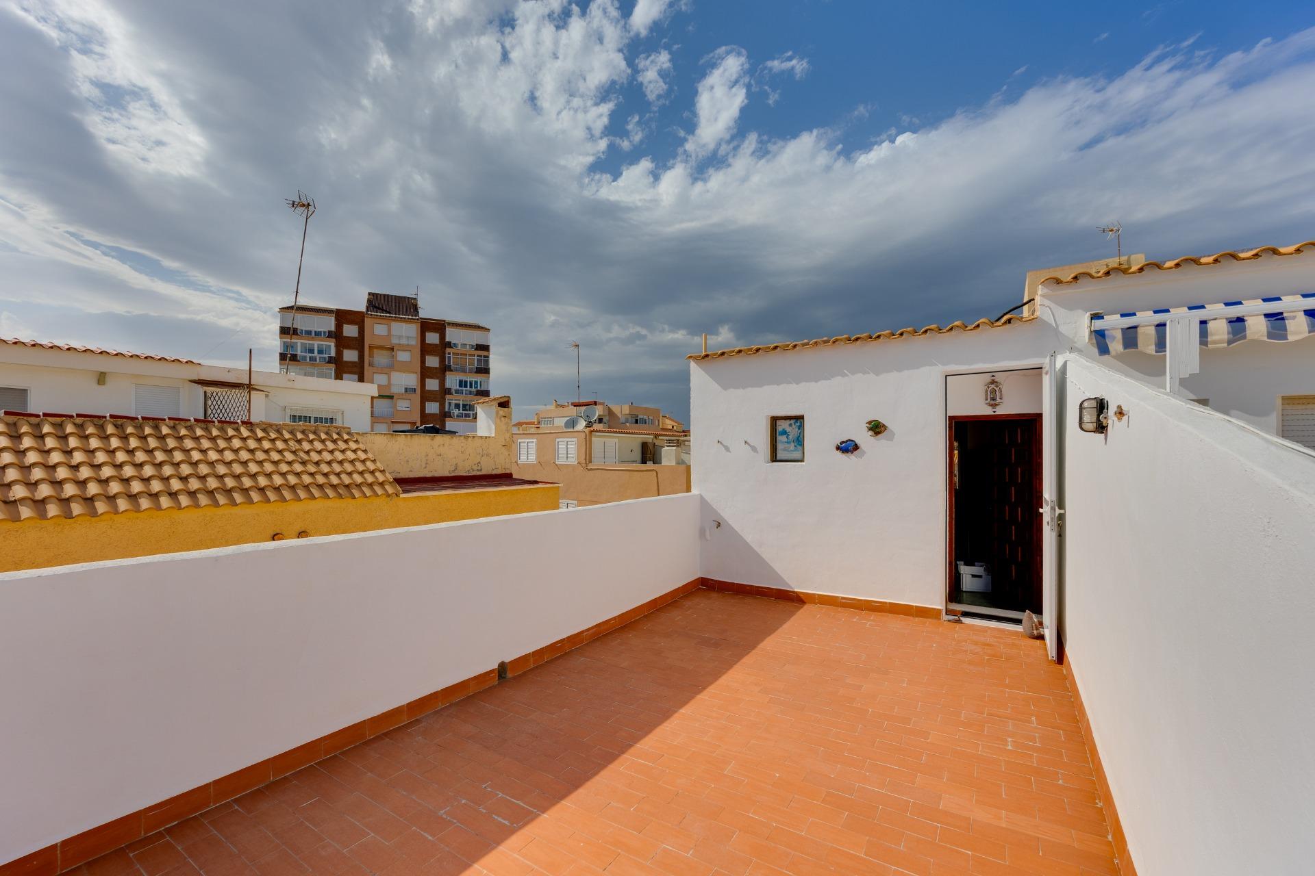 Ático Dúplex en Torrevieja en la zona de Los Europeos – MH097