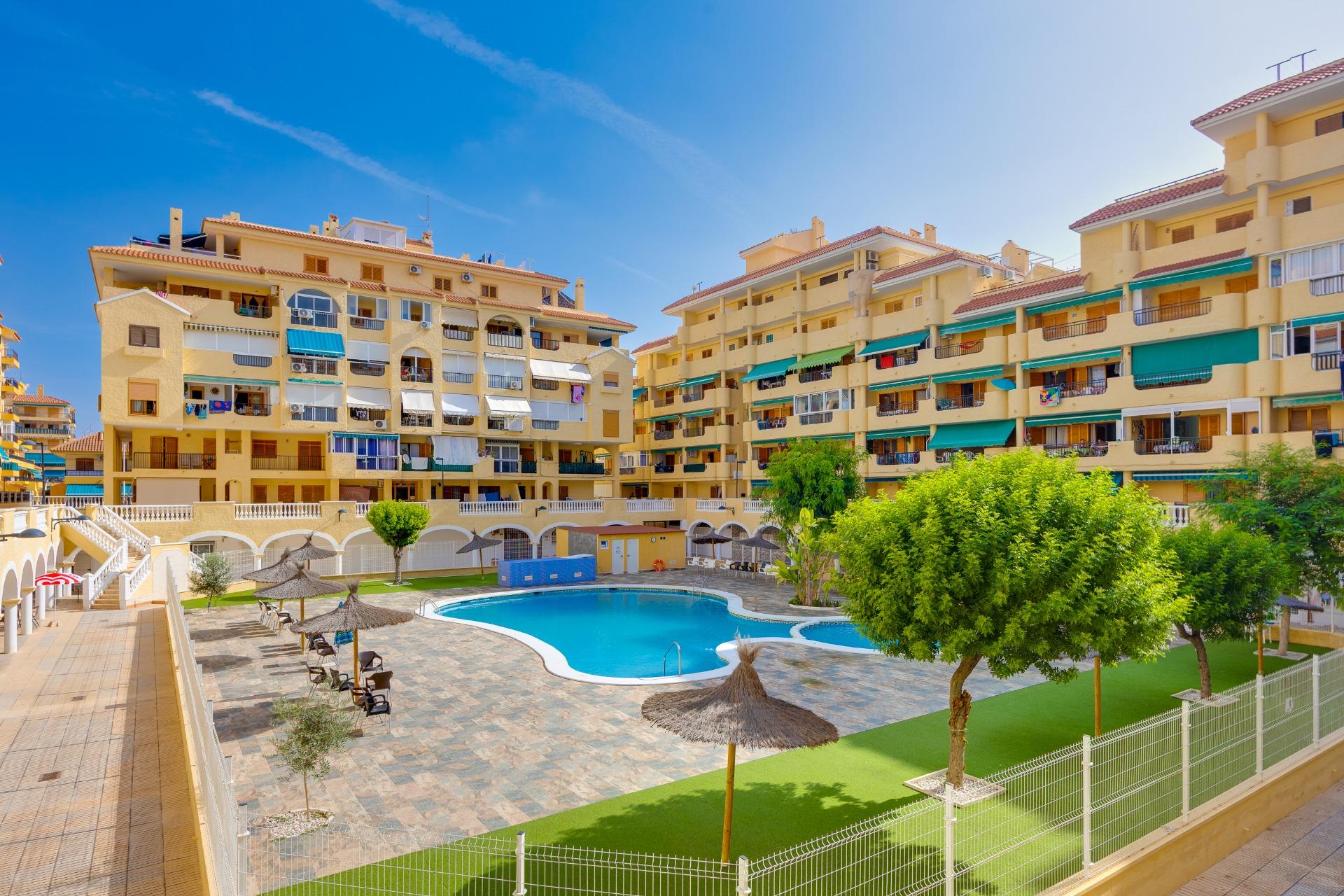 Planta baja en Torrevieja en la zona de La Mata – MH093