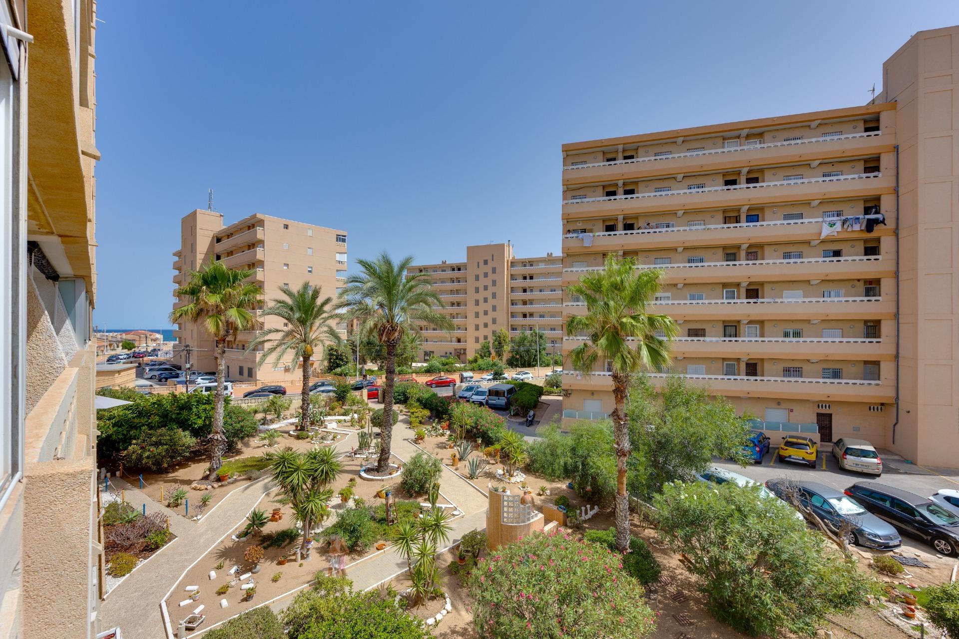 Apartamento en Torrevieja en la zona de Los Europeos – MH099