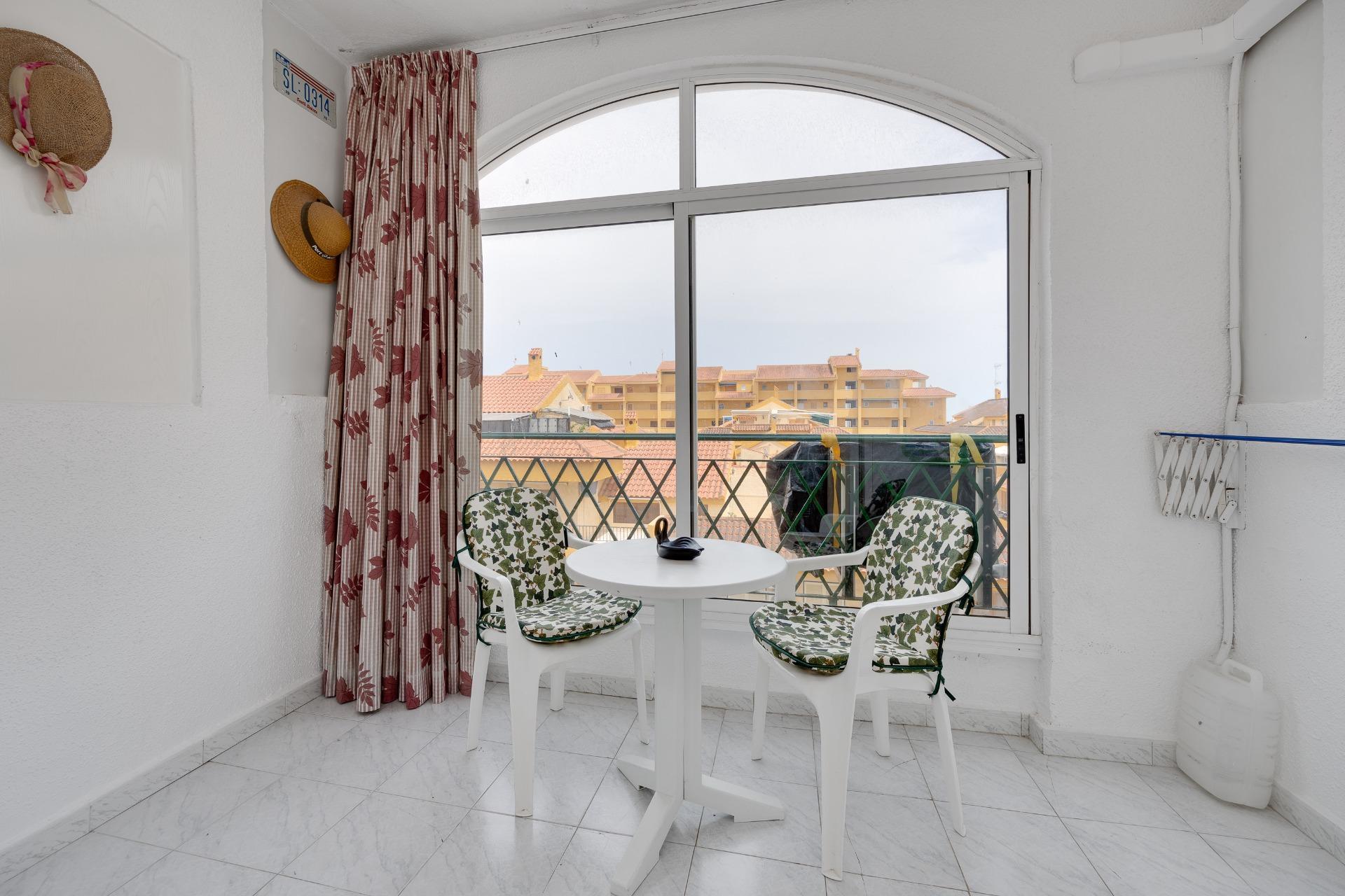 Apartamento en Torrevieja en la zona de Los Europeos – MH086