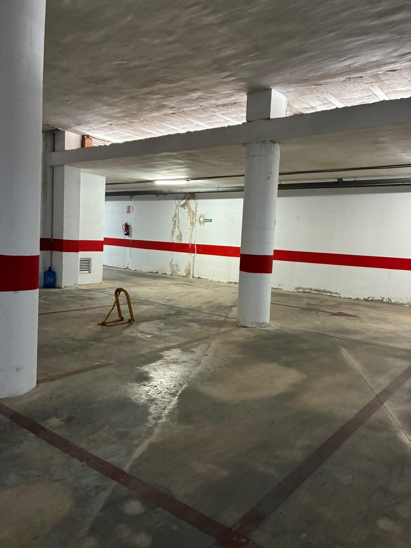Parking en Torrevieja en la zona de Los Europeos – MH108