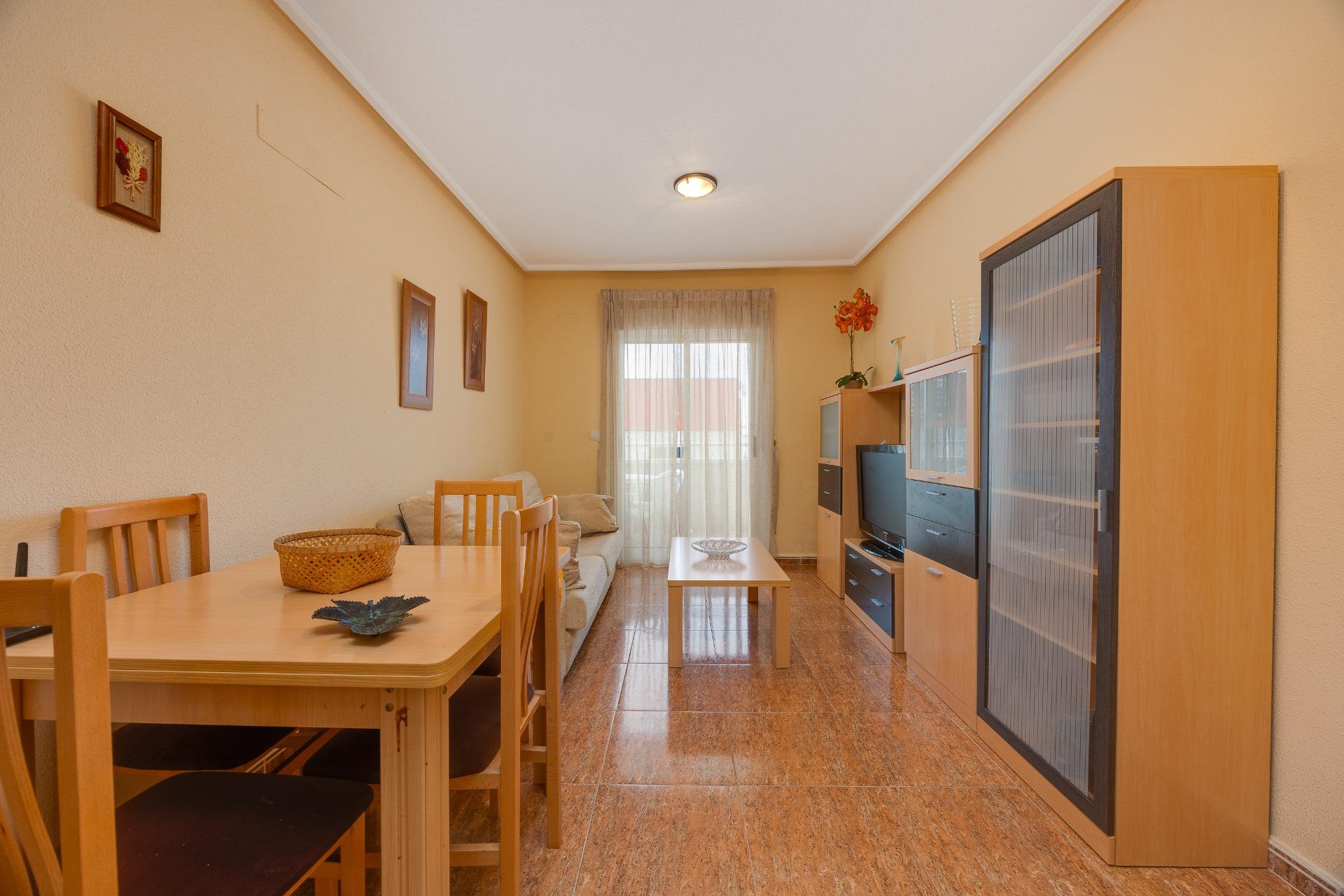 Apartamento en Torrevieja en la zona de Centro – MH106