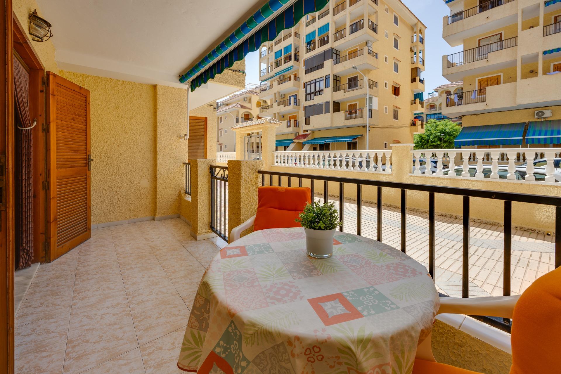Planta baja en Torrevieja en la zona de Los Europeos – MH100