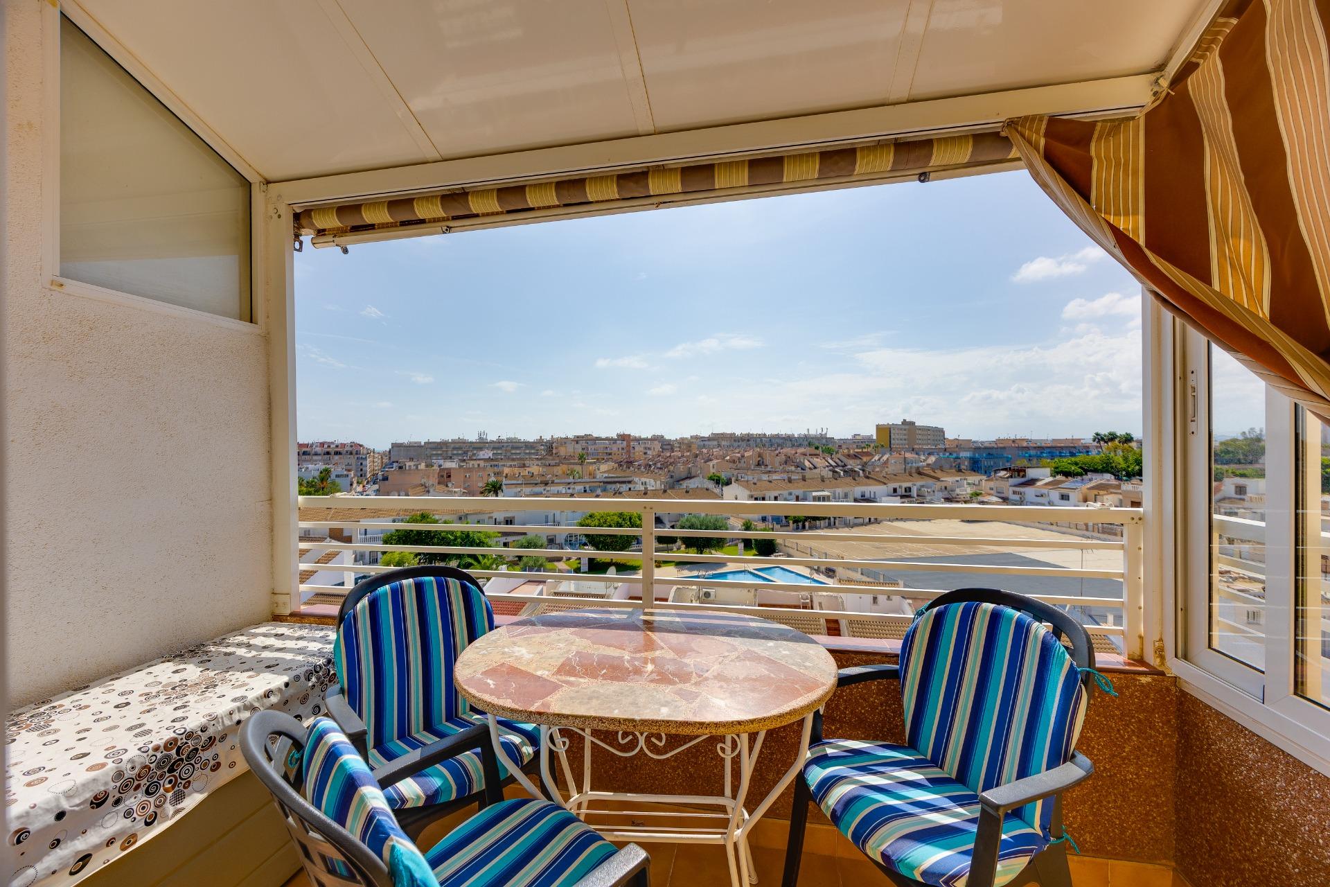 Ático en Torrevieja en la zona de Calas blanca – MH104