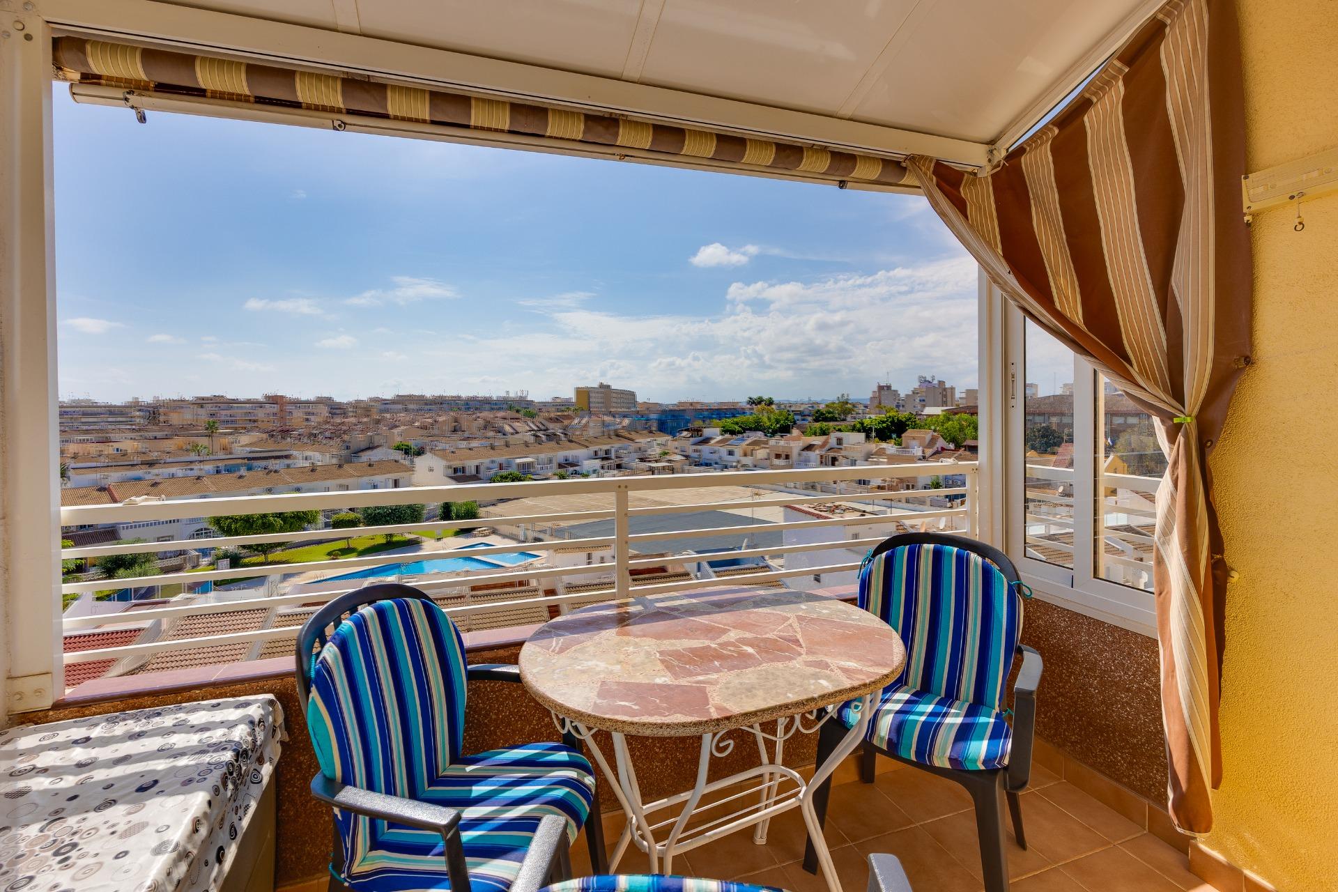 Ático en Torrevieja en la zona de Calas blanca – MH104